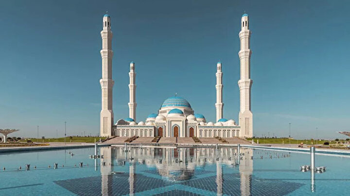 Guinnesse aday Nur Sultan Büyük Camii açılıyor