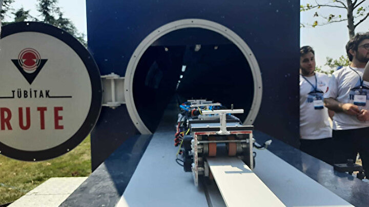 TÜBİTAKta yeni nesil ulaşım teknolojisi Hyperloop araçları yarıştırılıyor