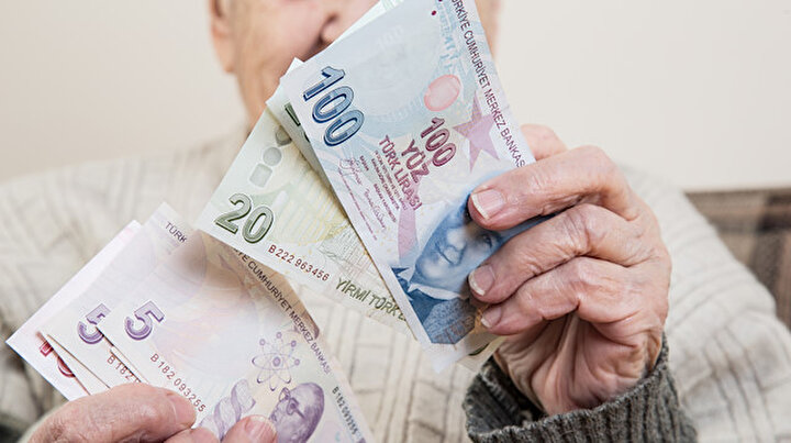 Emeklilere 10 bin TL promosyon imkanı: 2022 En yüksek emekli promosyonu veren bankalar listesi güncellendi