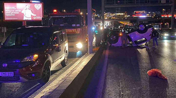 E-5 kara yolunda zincirleme kaza: Dört kişi yaralandı