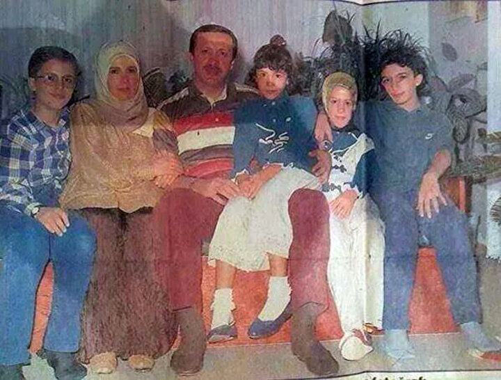 20 yıl önce Erdoğan ailesi - Yeni Şafak