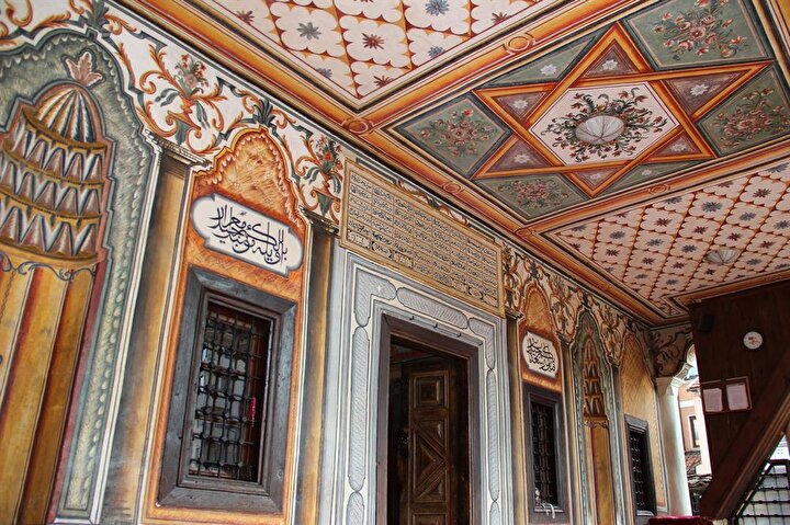 Kalkandelen In Osmanli Eserleri Hayran Birakiyor