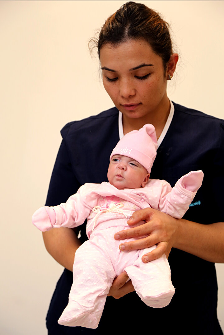 700 Gramken Kalp Ameliyati Olan Bebek Kurtuldu