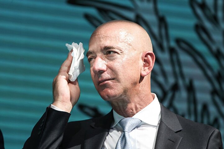 Bu düşüşten en büyük kayıpla çıkan isimlerinden biri Jeff Bezos oldu.