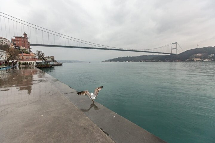 İstanbul Valisi Ali Yerlikaya, İstanbullulara 48 saat hiç çıkma çağrısında bulundu.