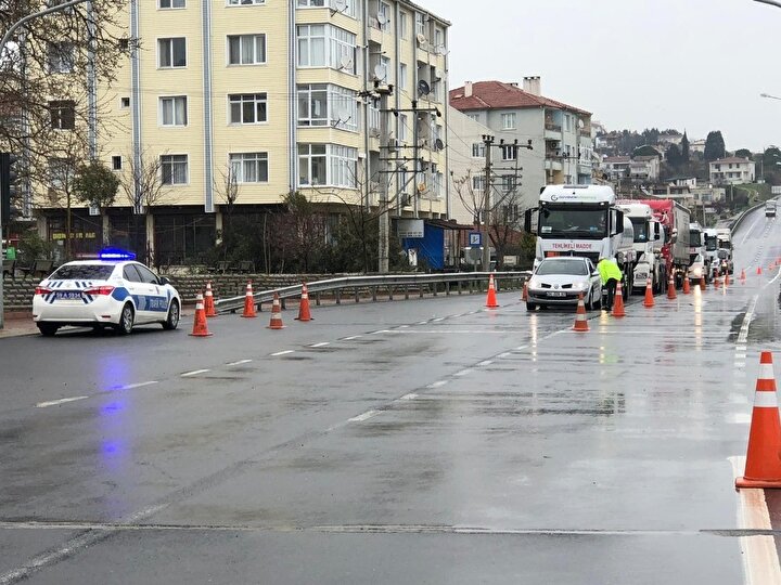 Istanbul Dan Trakya Ya Acilan Tum Yollar Kapali Tekirdag Dan Acilan Mumkun Degil