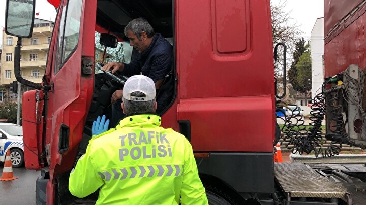 Istanbul Dan Trakya Ya Acilan Tum Yollar Kapali Tekirdag Dan Acilan Mumkun Degil