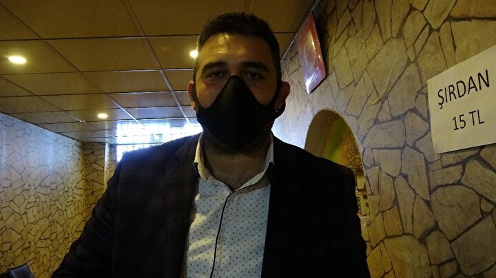 Vatandaşlardan Samet Özkan şırdan bizim vazgeçilmezimiz. Sanki niyetliydik yasak kalması ile birlikte oruç açma edasıyla geldik. Sakatat vazgeçilmezimiz” ifadelerini kullandı.