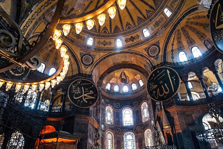 Gizemli Tarih Bu Aksam Trt Belgesel De Ayasofya Nin 800 Yillik Sifresi Cozuldu