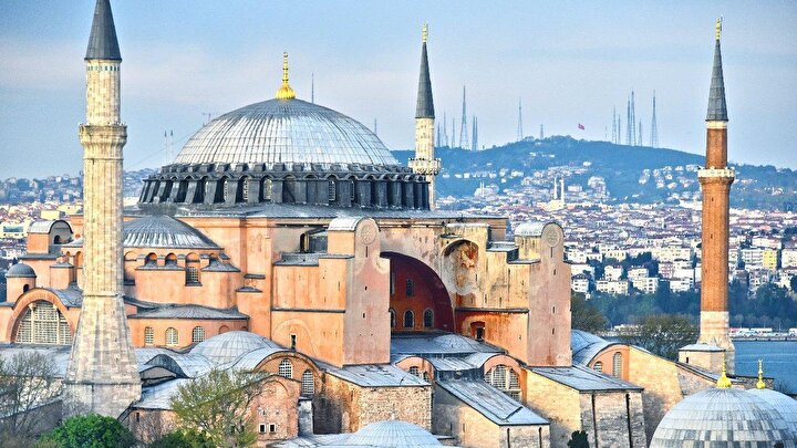 Gizemli Tarih Bu Aksam Trt Belgesel De Ayasofya Nin 800 Yillik Sifresi Cozuldu