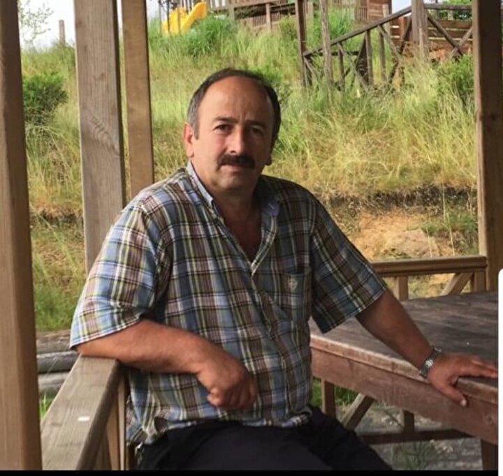 Bu sürede hastanede Kovid-19 tedavisi gören 58 yaşındaki baba Ali Gençten oğlunun ölüm haberi saklandı. 4 Aralıkta aynı aileden Muhammet Gençten sonra ağabeyi İbrahim Genç de (53) hayatını kaybetti.