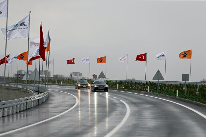 30 Dakikalik Yok 5 Dakikaya Dusecek Manisa Akhisar Cevre Yolu Hizmete Acildi