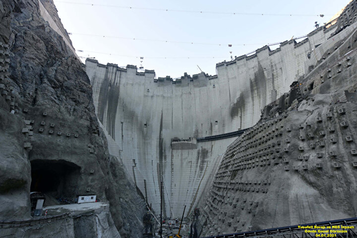  152 bin metreküp betonun da dökülmesi ile 275 metrelik gövde imalatı tamamlanacak. 