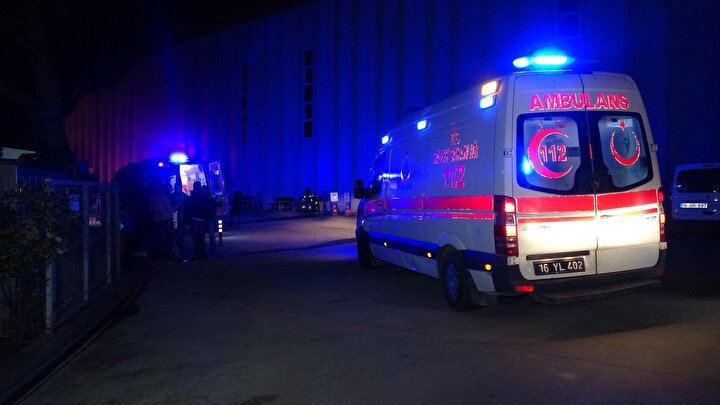 Bursa’da kauçuk fabrikasında korkutan yangın: Altı işçi hastaneye kaldırıldı 17 b052f9bd2
