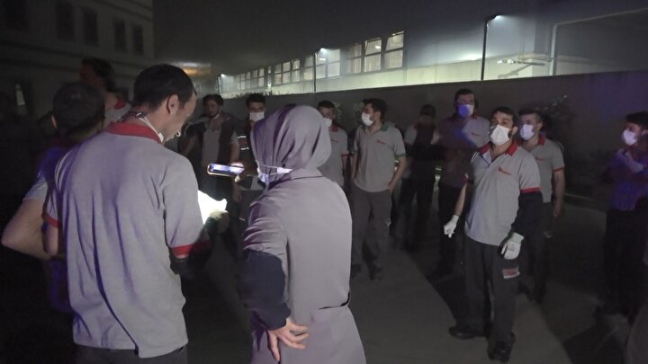 Bursa’da kauçuk fabrikasında korkutan yangın: Altı işçi hastaneye kaldırıldı 6 f746ff5016
