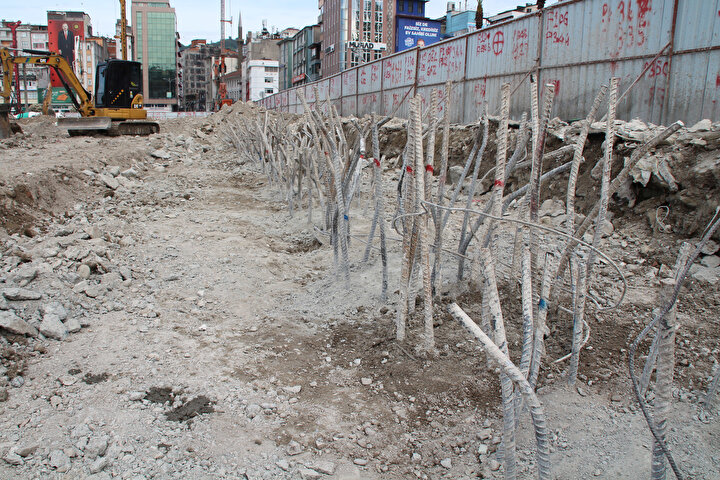 Rize'de olası felaketin önüne geçildi: Son riskli bina da tek darbeyle yıkıldı 3 0e7de0f502bee955912b4ea8fd9a0ef9992d7e62