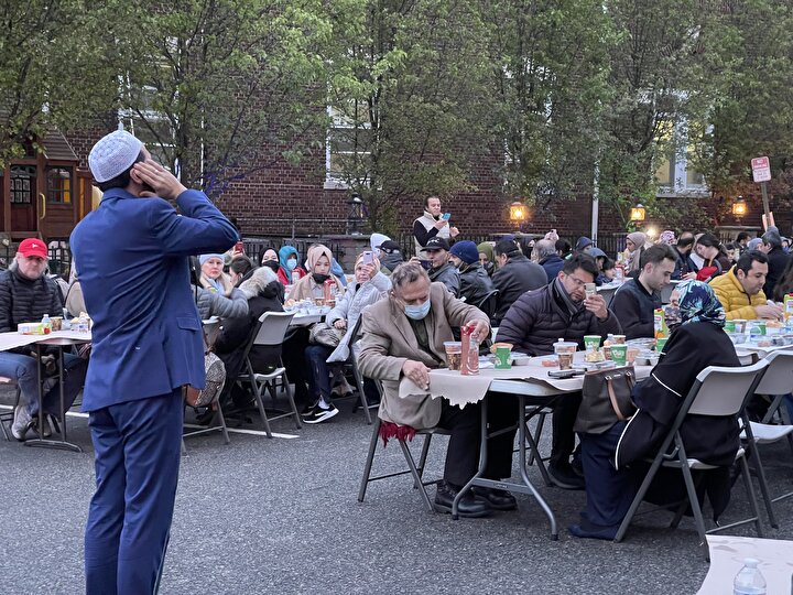 ABD'de yaşayan Türkler sokak iftarı düzenlendi 8 3c1643580533 tur picture 20210509 24482356 24482342