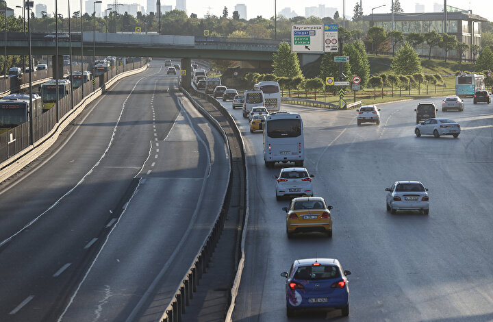 İstanbul trafiğinde tam kapanma etkisi: Yollar boş kaldı 5 0d93b15d0822 tur picture 20210510 24491253 24491248