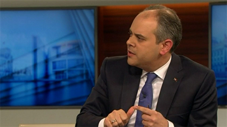 Bakan Kılıç, Alman televizyonunda yaptığı konuşma ile Almanlara ayar üstüne ayar verdi