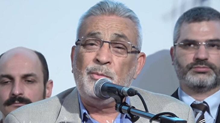 İsmet Özel'den dünyanın en güzel solo performansı