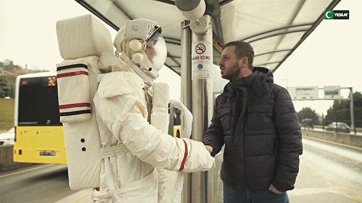Yeşilay'ın astronotlu farkındalık klibi büyük ilgi çekti