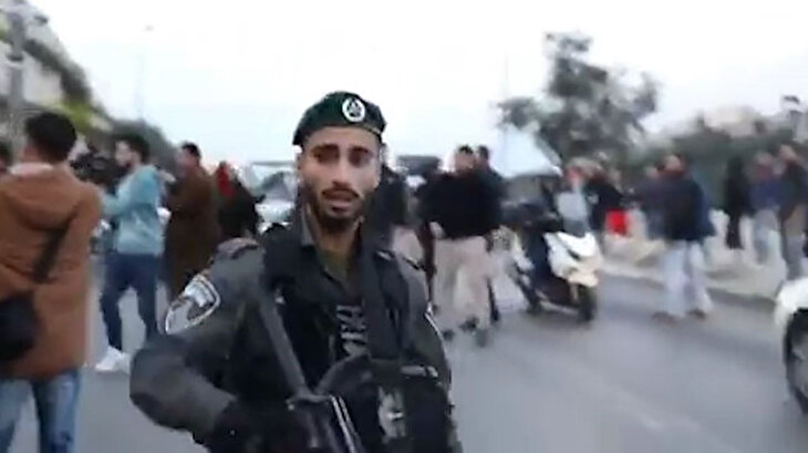 İsrail polisinden Filistinli basın mensubuna orantısız güç