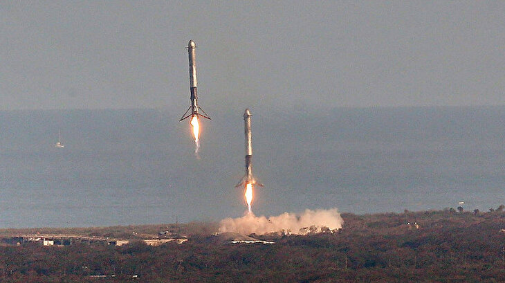 SpaceX yine Tarih Yazdı: 3 roket dünyaya iniş yaptı