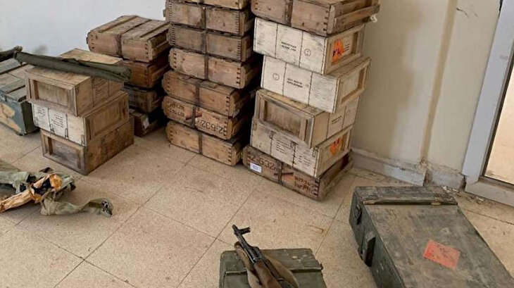 Tel Abyad'ta çok sayıda silah ve mühimmat ele geçirildi