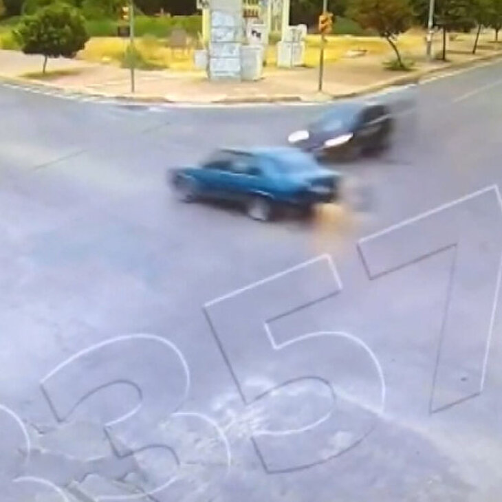 İkiye bölünen araçtan mucize kurtuluş