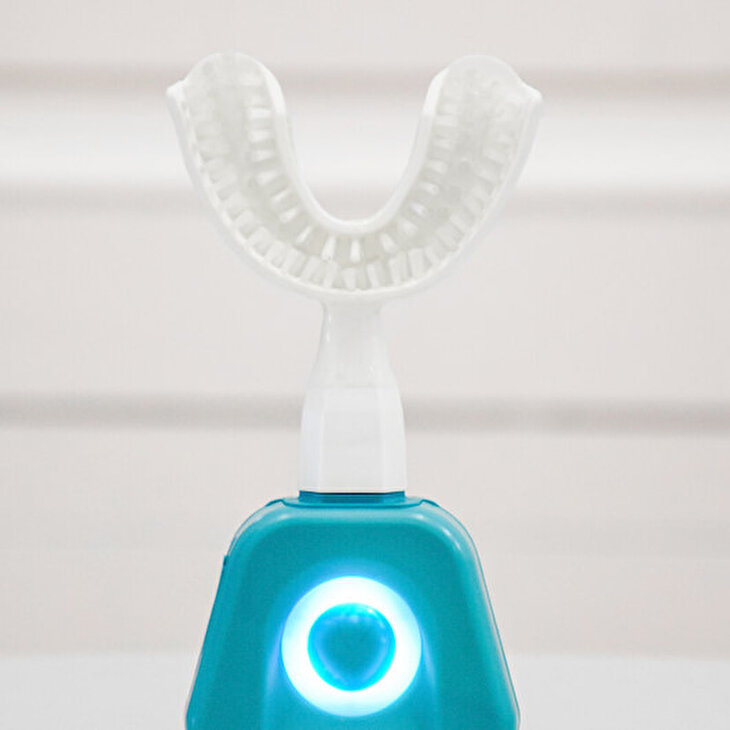 10 saniyede diş temizliği: Y-Brush