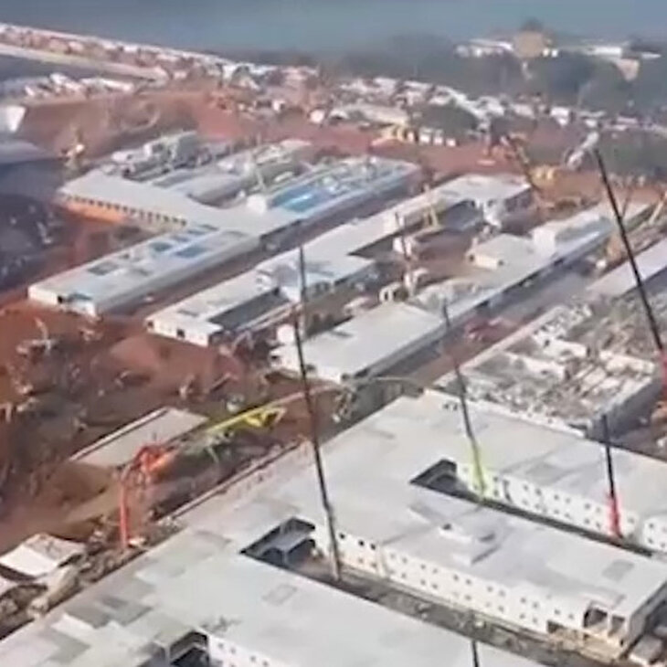 Vuhan'da başlanan bin kişilik hastane 10 günde tamamladı