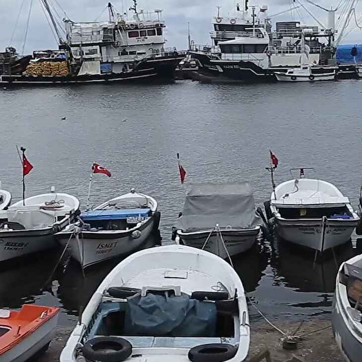 Marmara Denizi'nde ulaşıma poyraz engeli