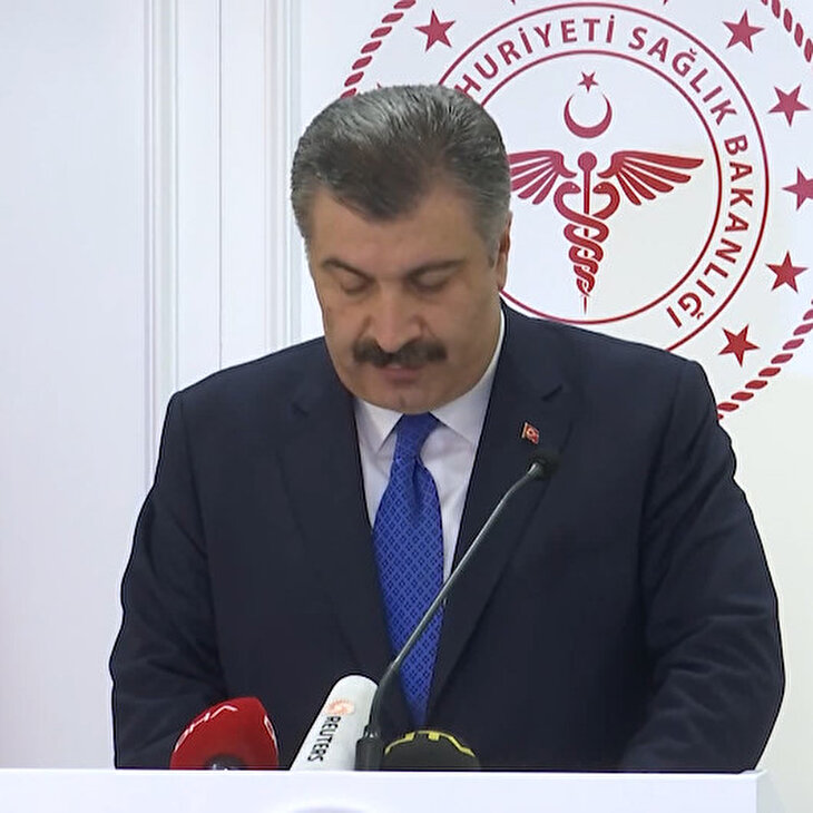 Koronavirüse bağlı ilk ölüm vakasını böyle duyurdu