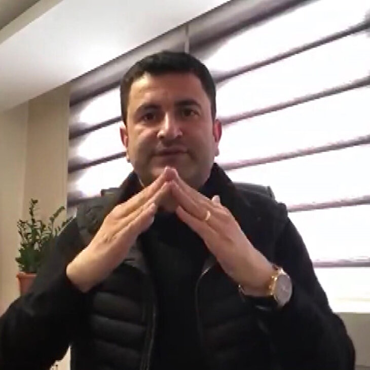 İşaret diliyle
