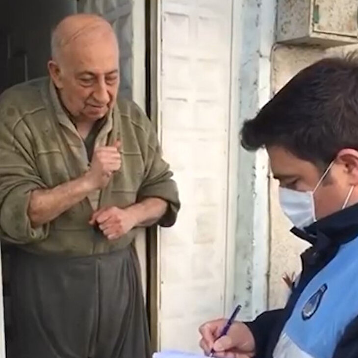 Zabıtaya sipariş veren dedenin takdir toplayan nezaketi