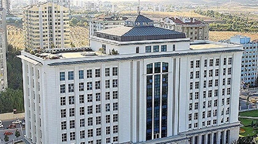 AK Partiye 6 bin 223 başvuru
