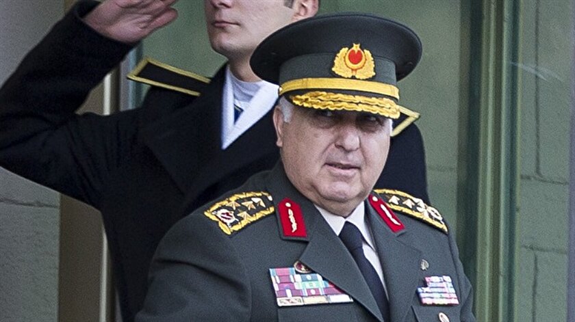 Necdet Özele madalya
