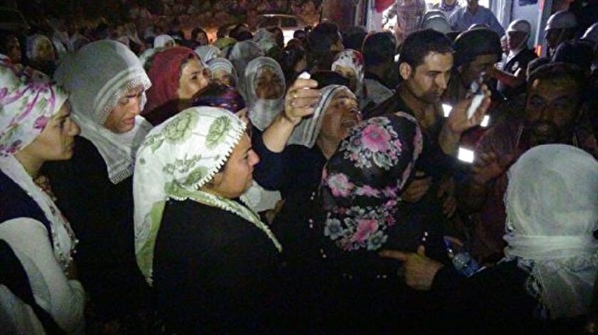 Şehit polis Kürtçe ağıtlarla uğurlandı