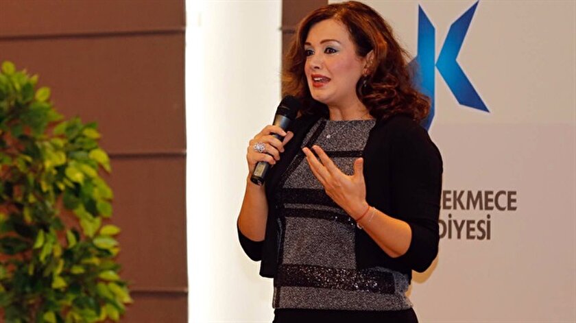 Esra Ceyhan Dan Dizilere Sert Elestiri