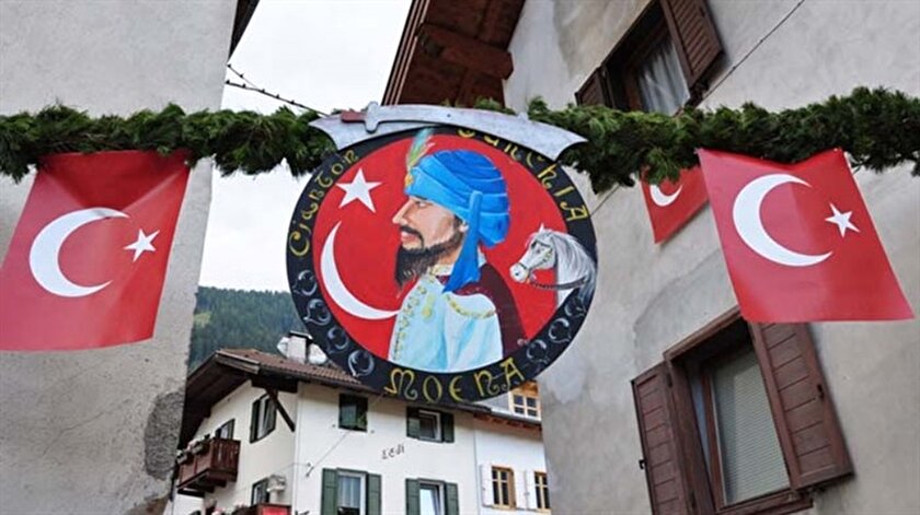 El Turco Beyaz Perdeye Tasiniyor