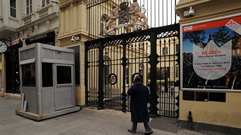Hollanda Konsoloslugu Kapatildi