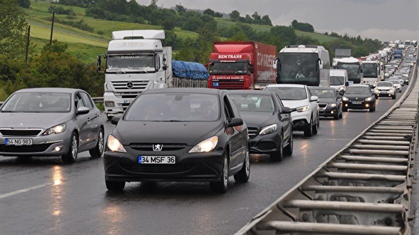 Tem Otoyolu Nda Trafik Yogunlugu