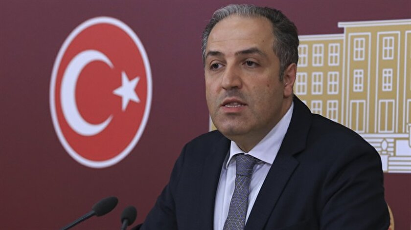 TBMMden Irkçı Espersona tepki