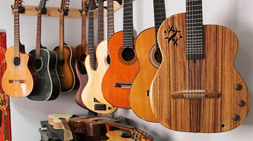 Kisiye Ozel Gitar 8 Binden Alici Buluyor