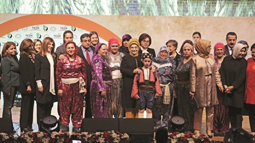 Eğitimli kadın toplumun ışığıdır
