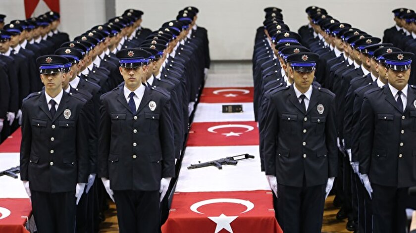 Turkiye De 9 Bin 213 Polis Yemin Etti