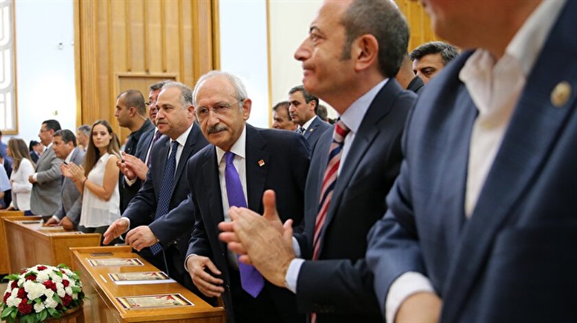 Referandumu kaybeden CHPnin hezeyanları