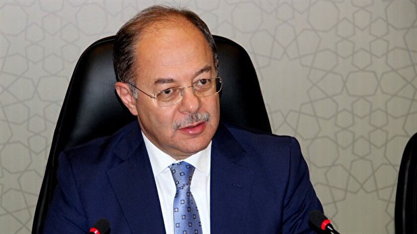 Sağlık Bakanı Recep Akdağ, yeni stratejide birinci basamaktaki sağlık hizmetleri, halk sağlığı hizmetleri, acil hizmetlerle ilgili hususları, kamu, özel ve üniversite hastanelerinin ele alındığını belirtti.