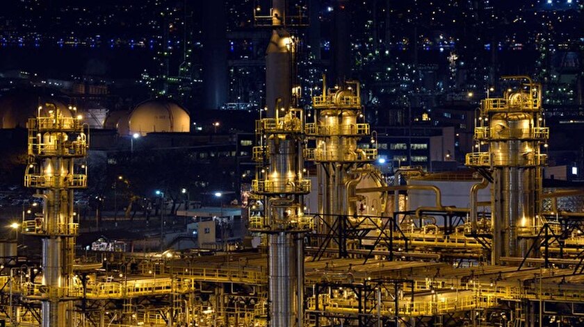 TÜPRAŞ'ın hemen arkasından Enerji Piyasaları İşletme AŞ'nin (EPİAŞ) 32,9 milyar liralık net satışla ikinci oldu.