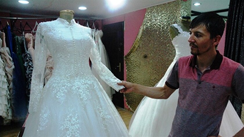 200 Liraya Gelinlik